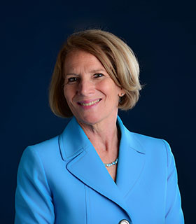 photo of Janet Nuth