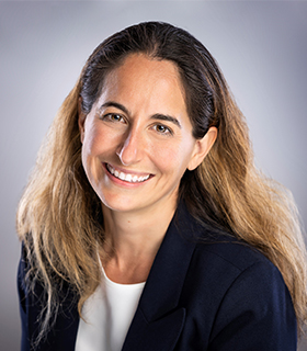 photo of Catherine Pound