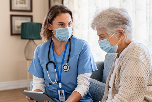 Prise d’une décision partagée entre une médecin et sa patiente.